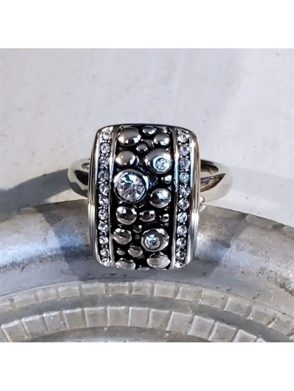 Silver Plated Austrian Crystal Bauble Design Geometric Cocktail Ring Size 8